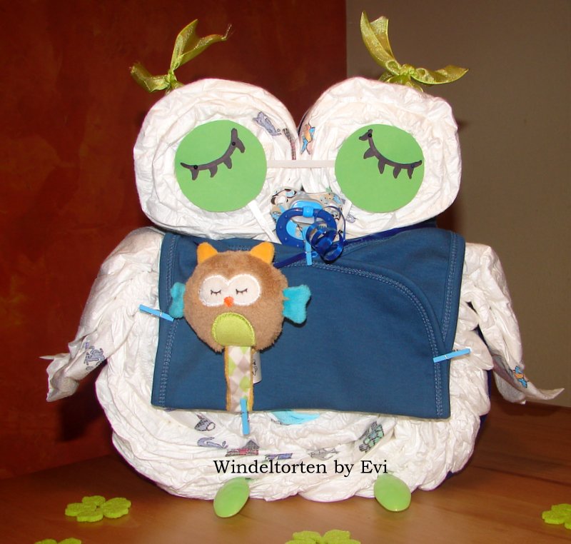 blue boy diaper owl with green eyes and pacifier chain in form of a little owl