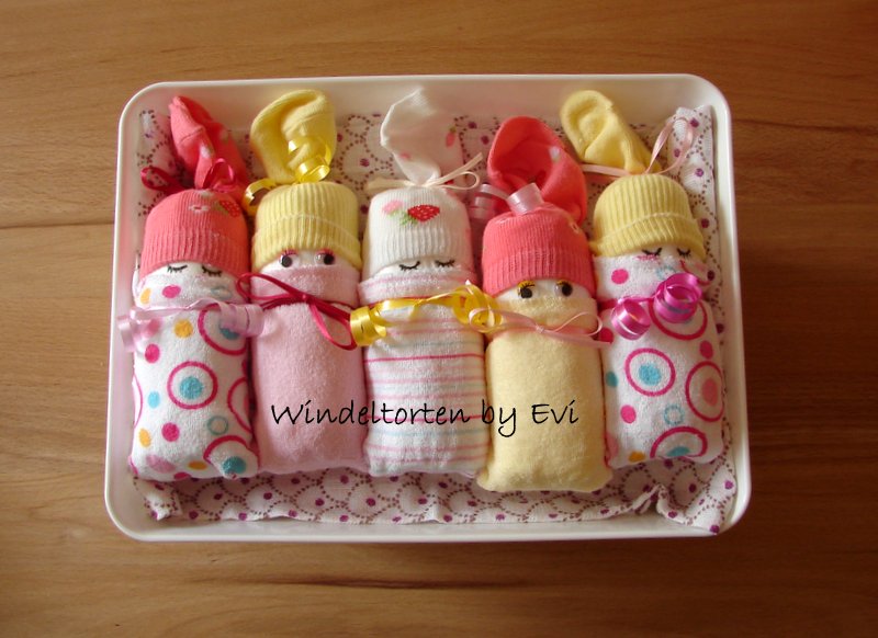 5 Windelbabys in der Box für Mädchen