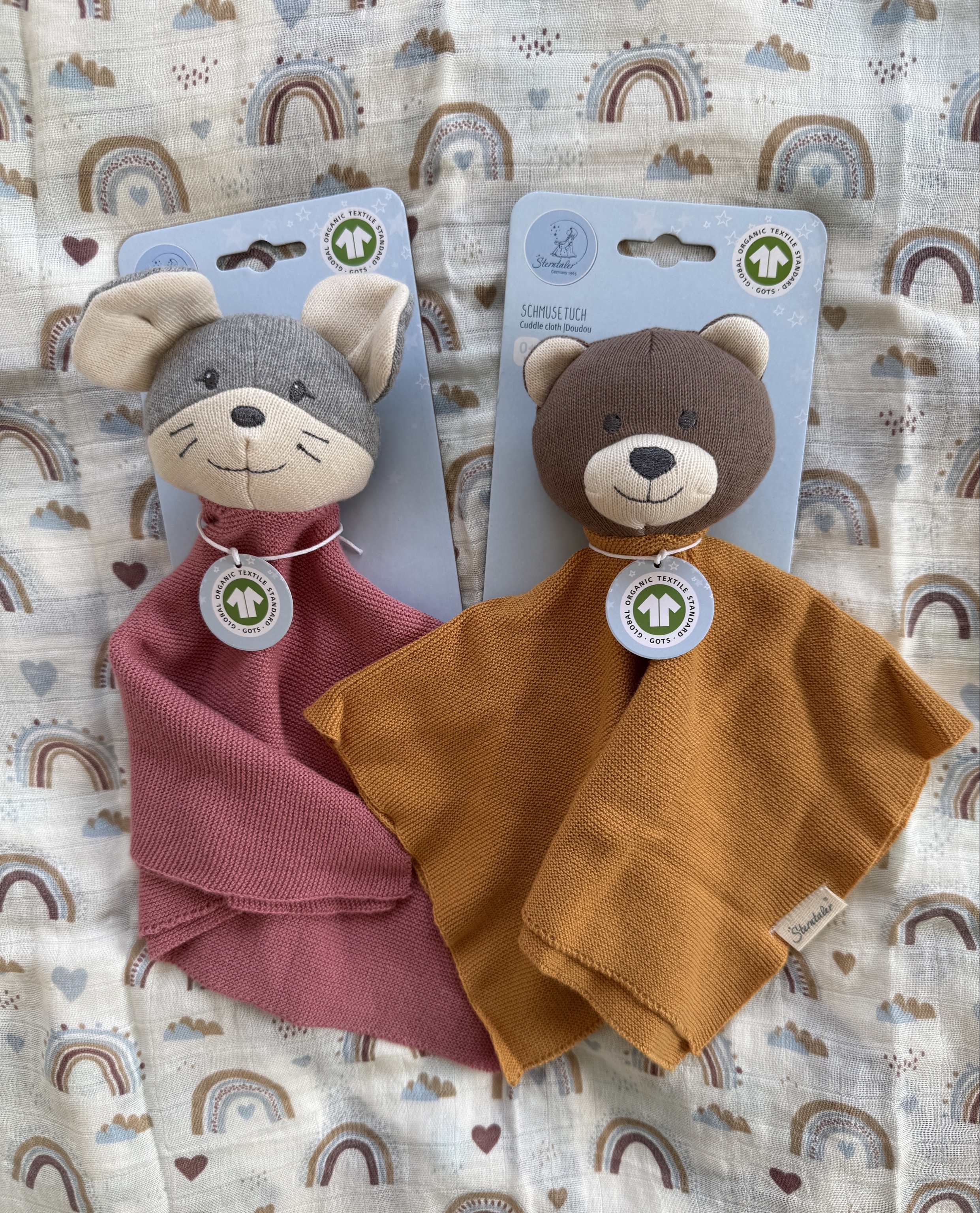 organic baby security blankets - mouse in pale pink and bear in mustard yellow colors, cute Loveys