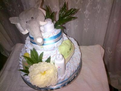 elephant diaper cake