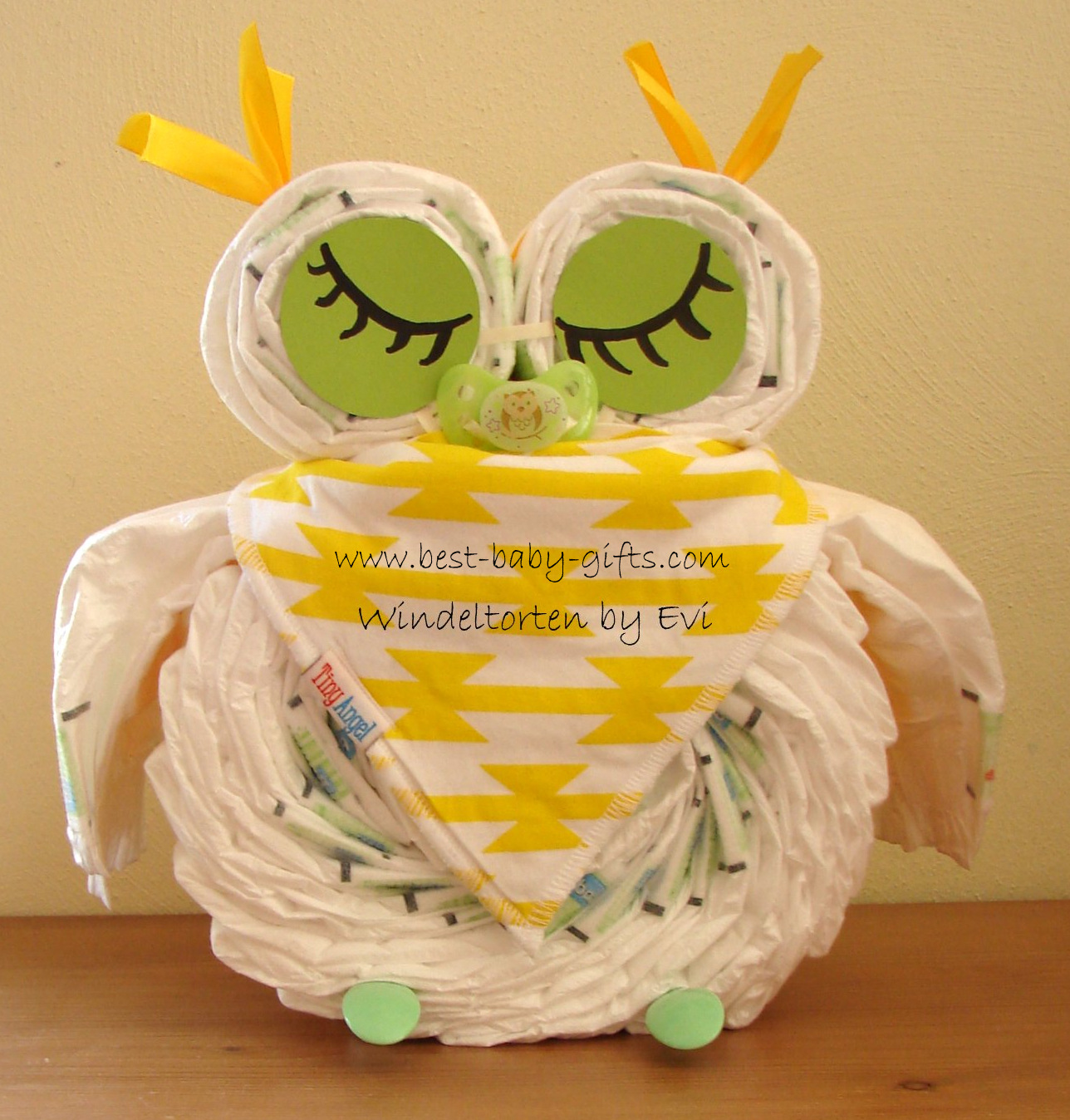 Windeleule in gelb und grün mit Eulen Schnuller